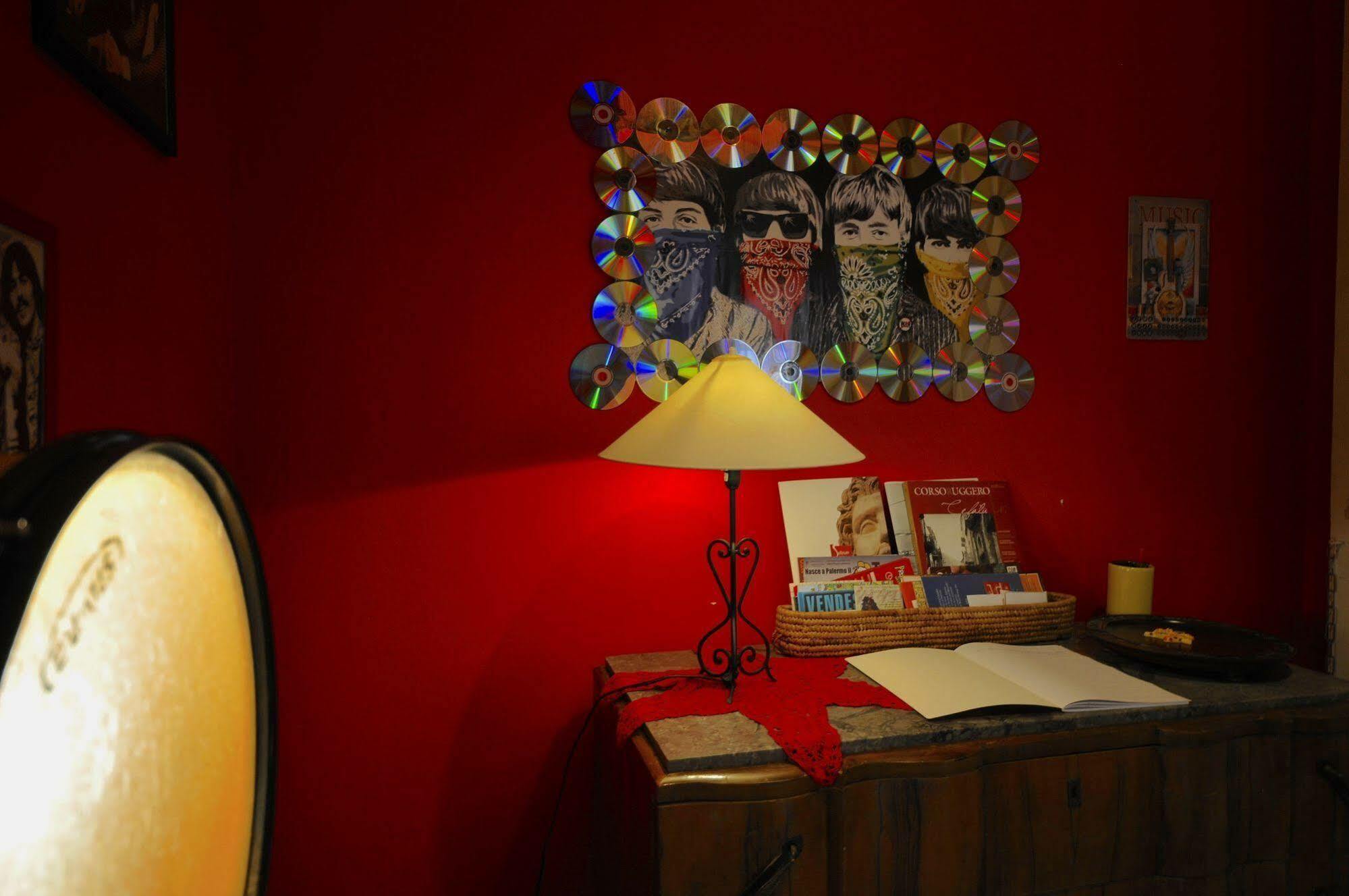 B&B Radioretro ปาแลร์โม ภายนอก รูปภาพ