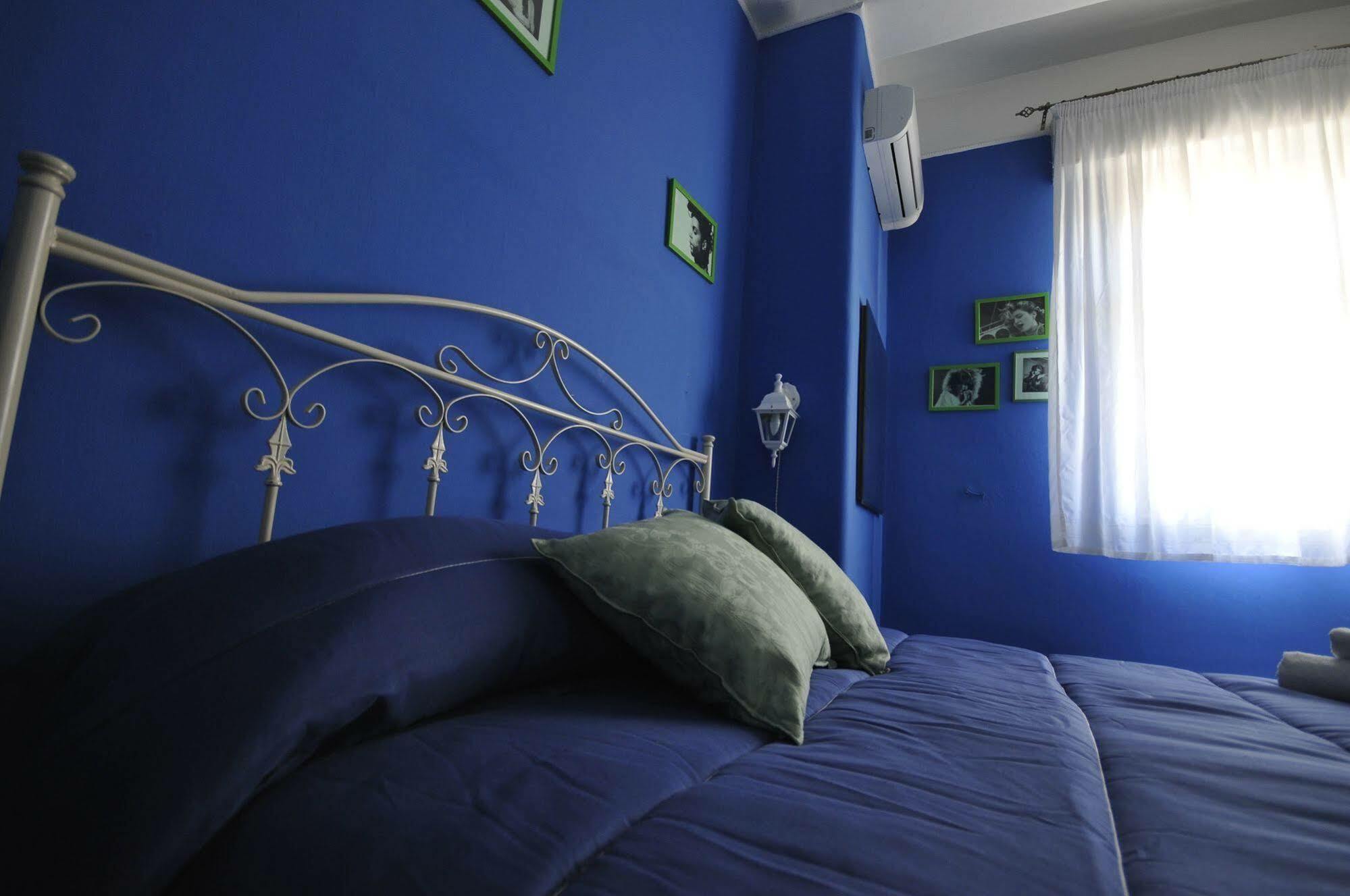 B&B Radioretro ปาแลร์โม ภายนอก รูปภาพ