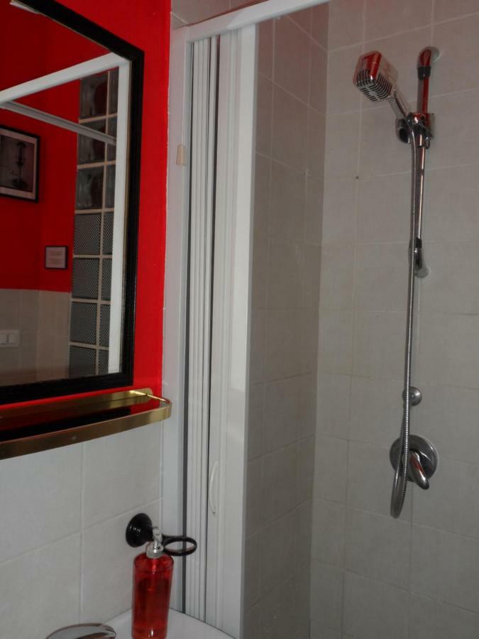 B&B Radioretro ปาแลร์โม ภายนอก รูปภาพ